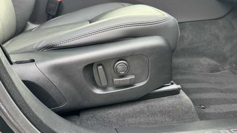 Land Rover Range Rover Velar 2.0 D200 MHEV Dynamic SE 5dr Auto Diesel Estate